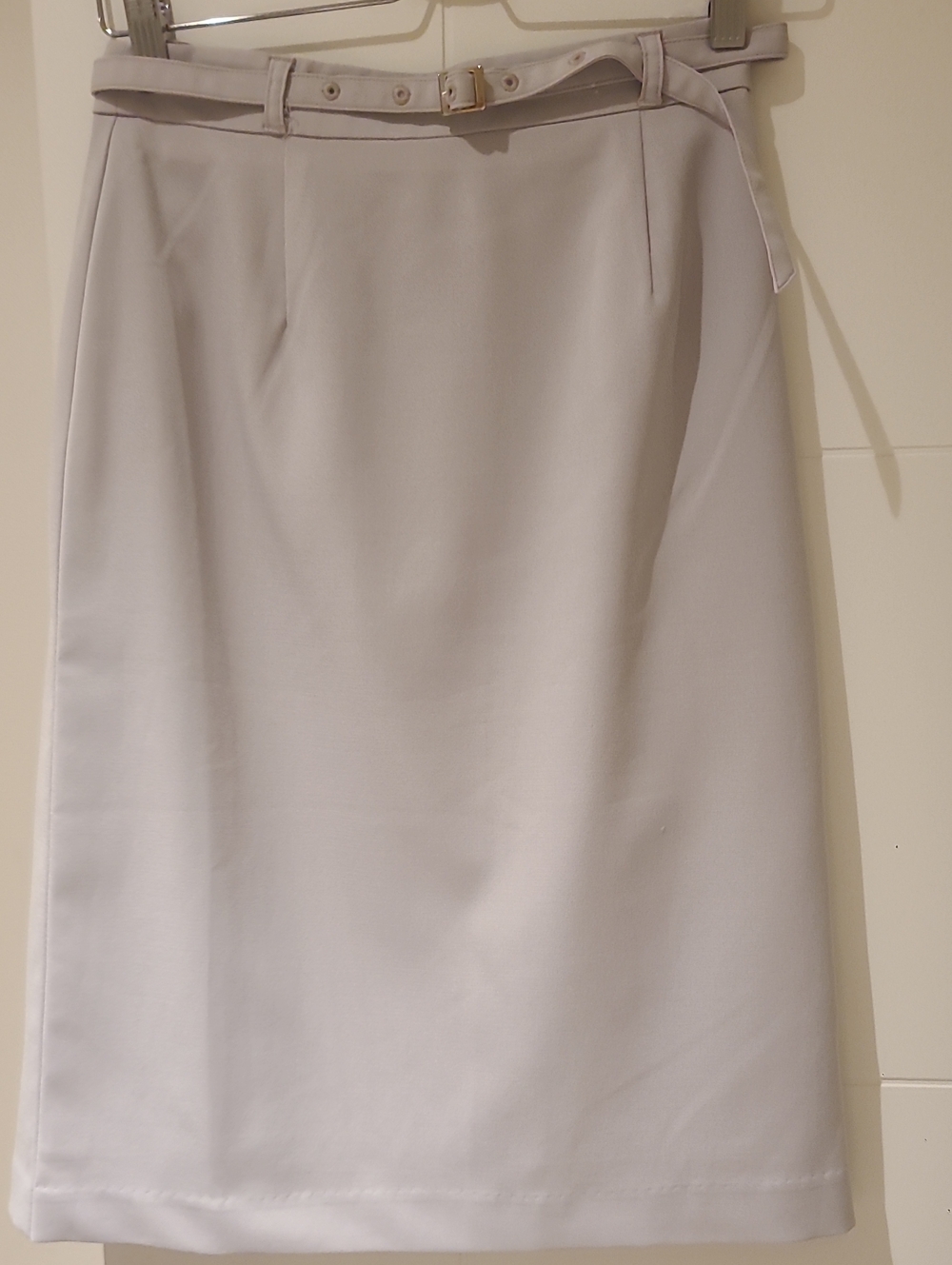 Classic Women's Pencil Skirt in Light Gray with Belt